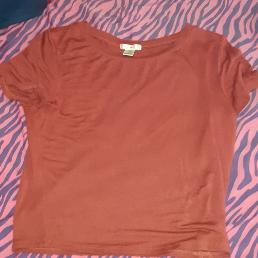 Red crop top♡